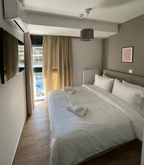 Niarchos Apartment III-1